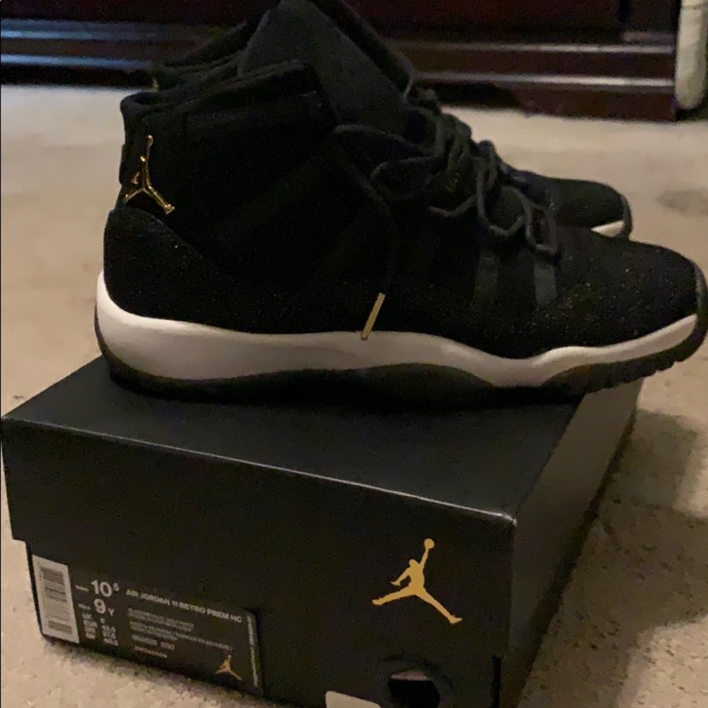 Jordan 11 Retro ‘Heiress Black Stingray’